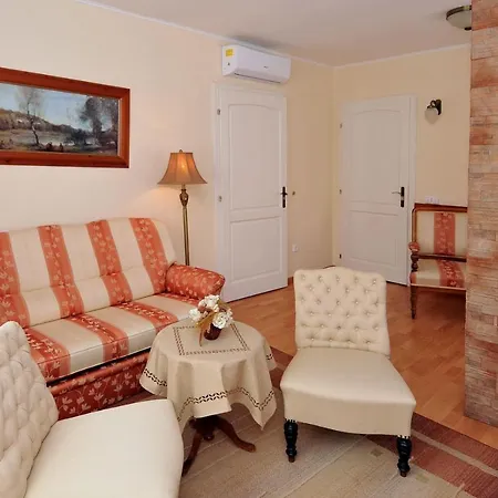 Patria Panzio Bed & Breakfast *