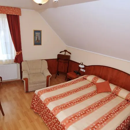Bed & Breakfast Patria Panzio *