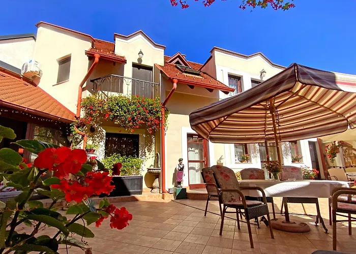 ベッド・アンド・ブレックファスト Patria Panzio 3*